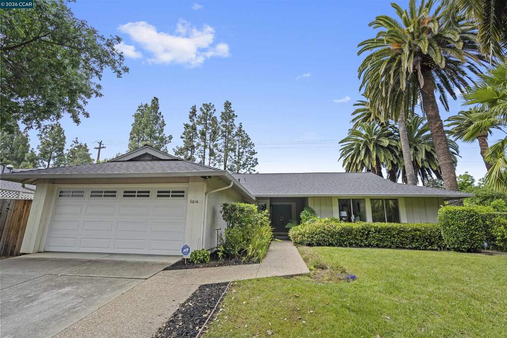 Exterior of 3016 Stinson Cir in Walnut Creek, California