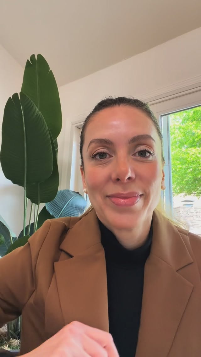 "¿Se va a caer el mercado?" En Contra Costa no. Mediana ~$850K, ~35 días para vender, 1 de cada 5 casas bajando precio. Ventana inteligente para compradores.
